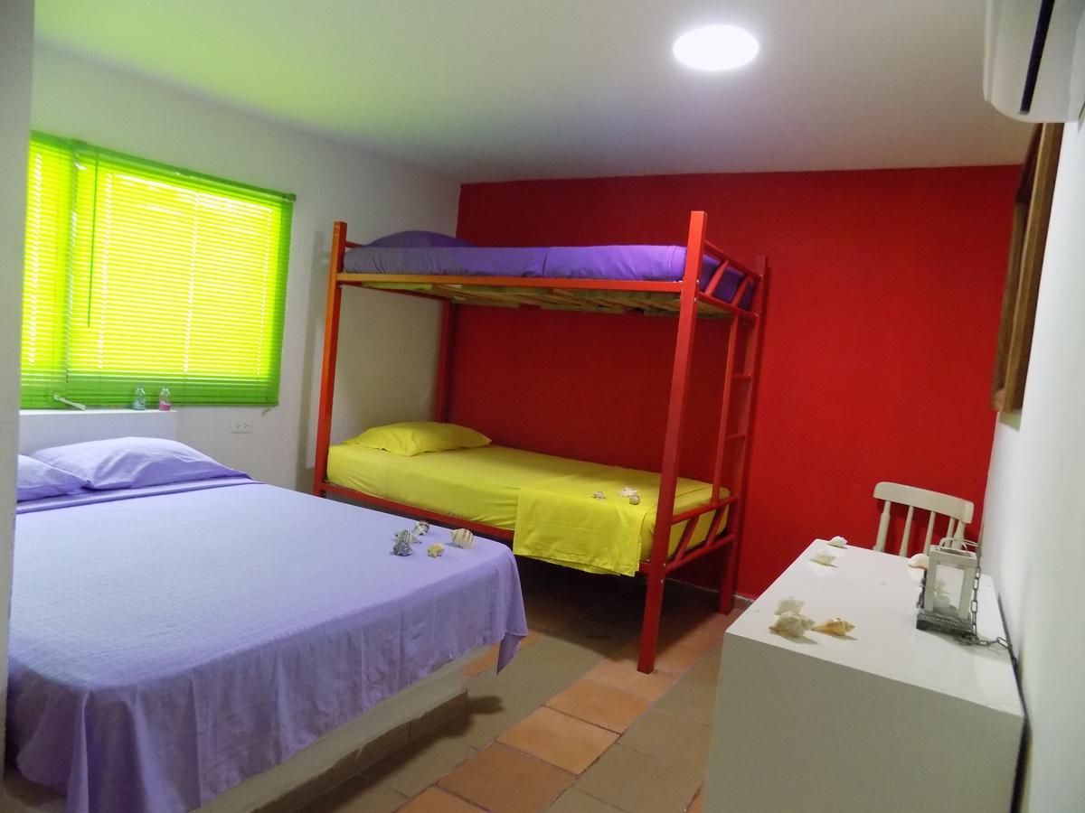 Hostal Caracoles Cartagena ภายนอก รูปภาพ